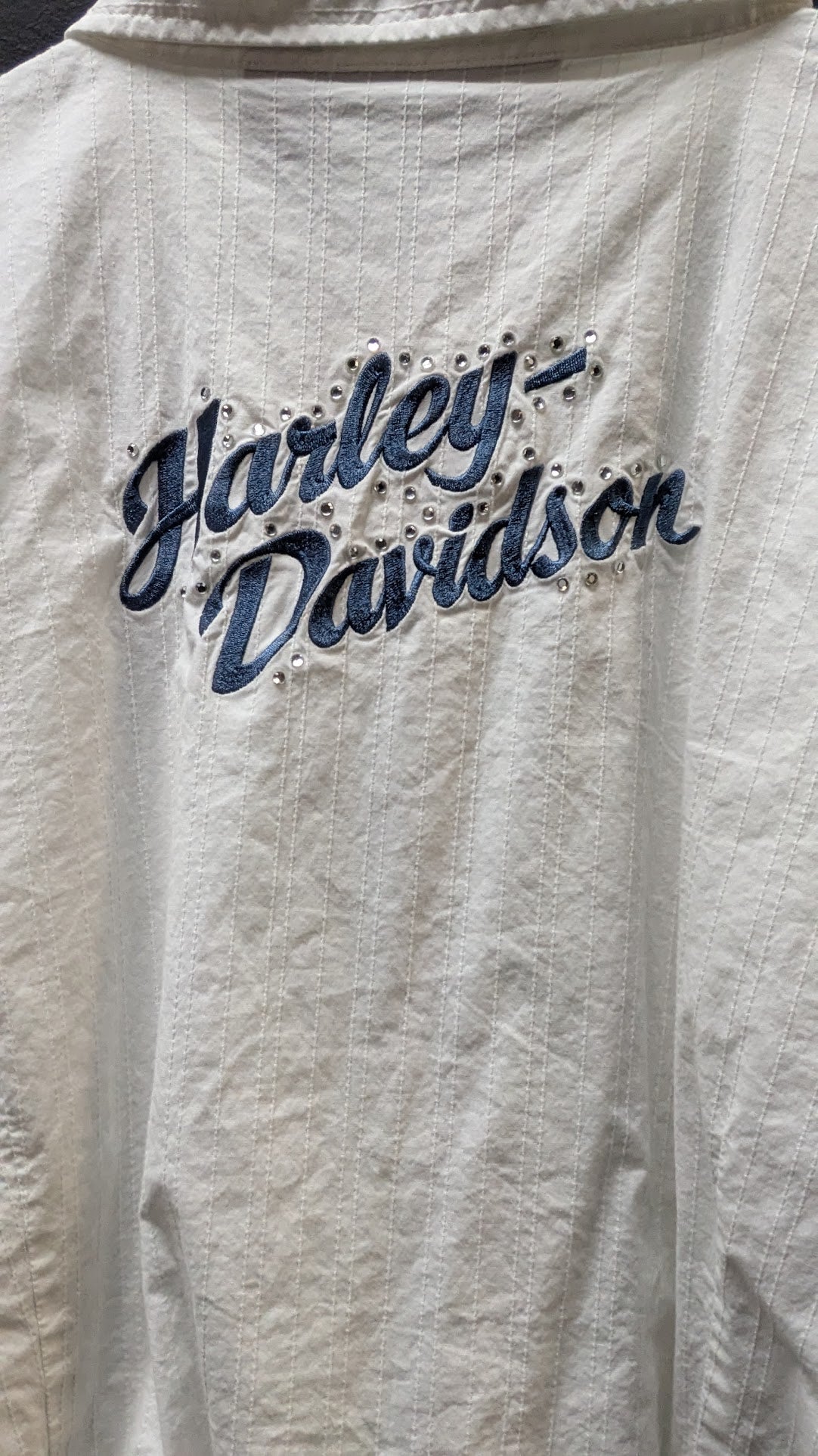 Harley Davidson Women’s Snap Front Shirt 2W White Short Sleeve Button Up Plus Size  Price Recommendation:
