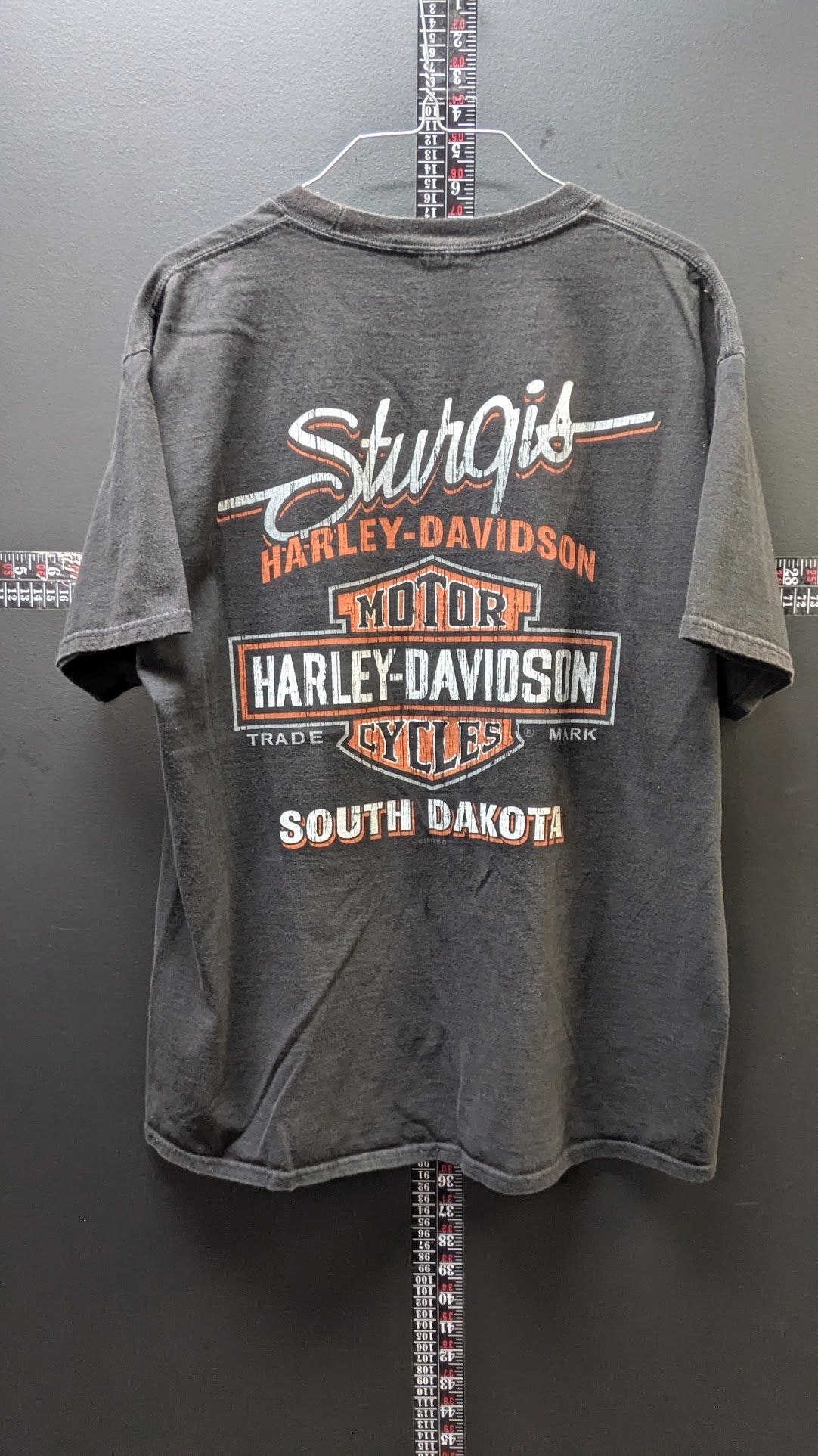 2018 Harley-Davidson Sturgis South Dakota T-Shirt – Faded Black Graphic Tee – Cut tag Fits Like Large