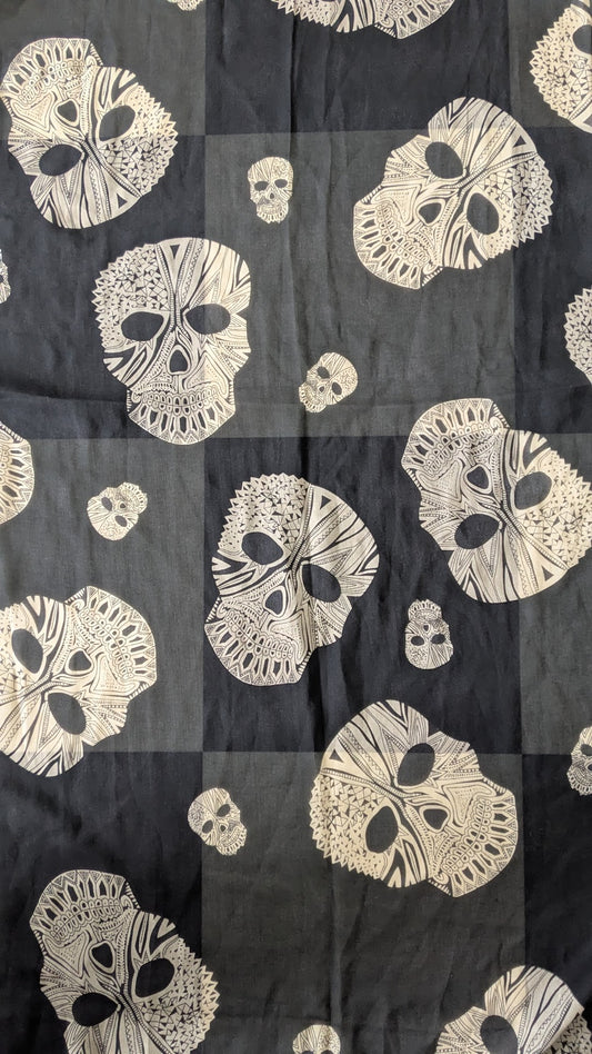 Black Skull Print Lightweight Fashion Scarf Wrap