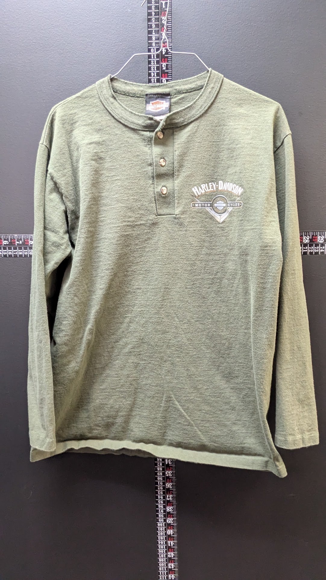 Harley-Davidson Women's Olive Green Henley Long Sleeve Shirt Buckminn's Xenia Ohio Size Medium