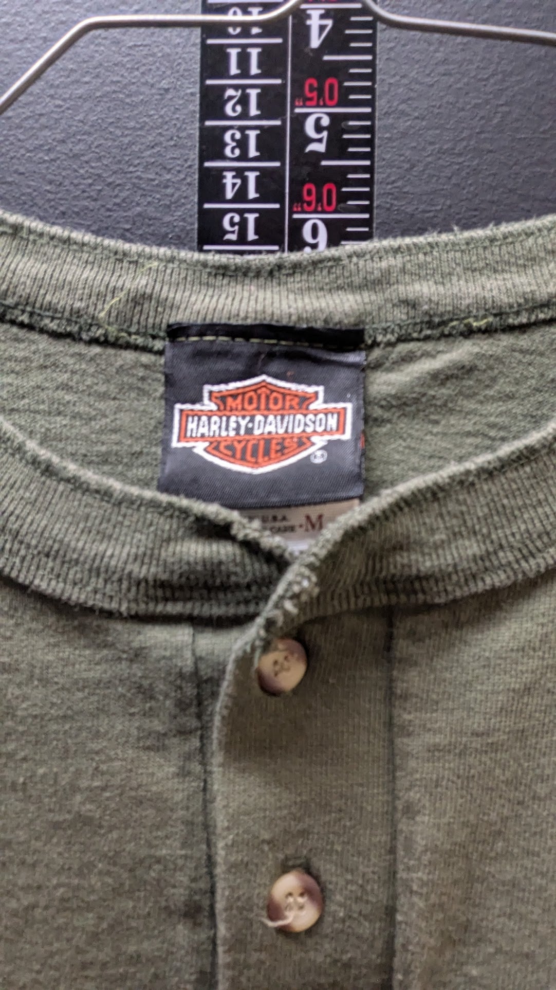 Harley-Davidson Women's Olive Green Henley Long Sleeve Shirt Buckminn's Xenia Ohio Size Medium