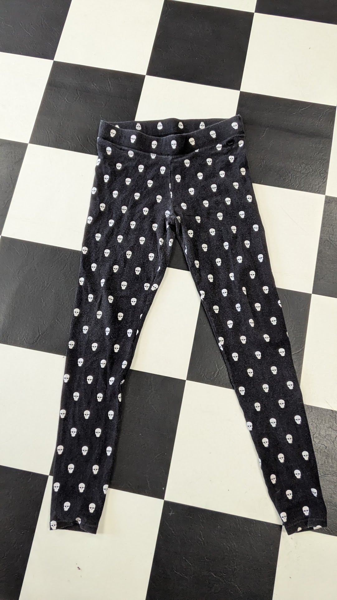 Victoria's Secret PINK Skull Print Leggings Women's Small Black White Goth Punk
