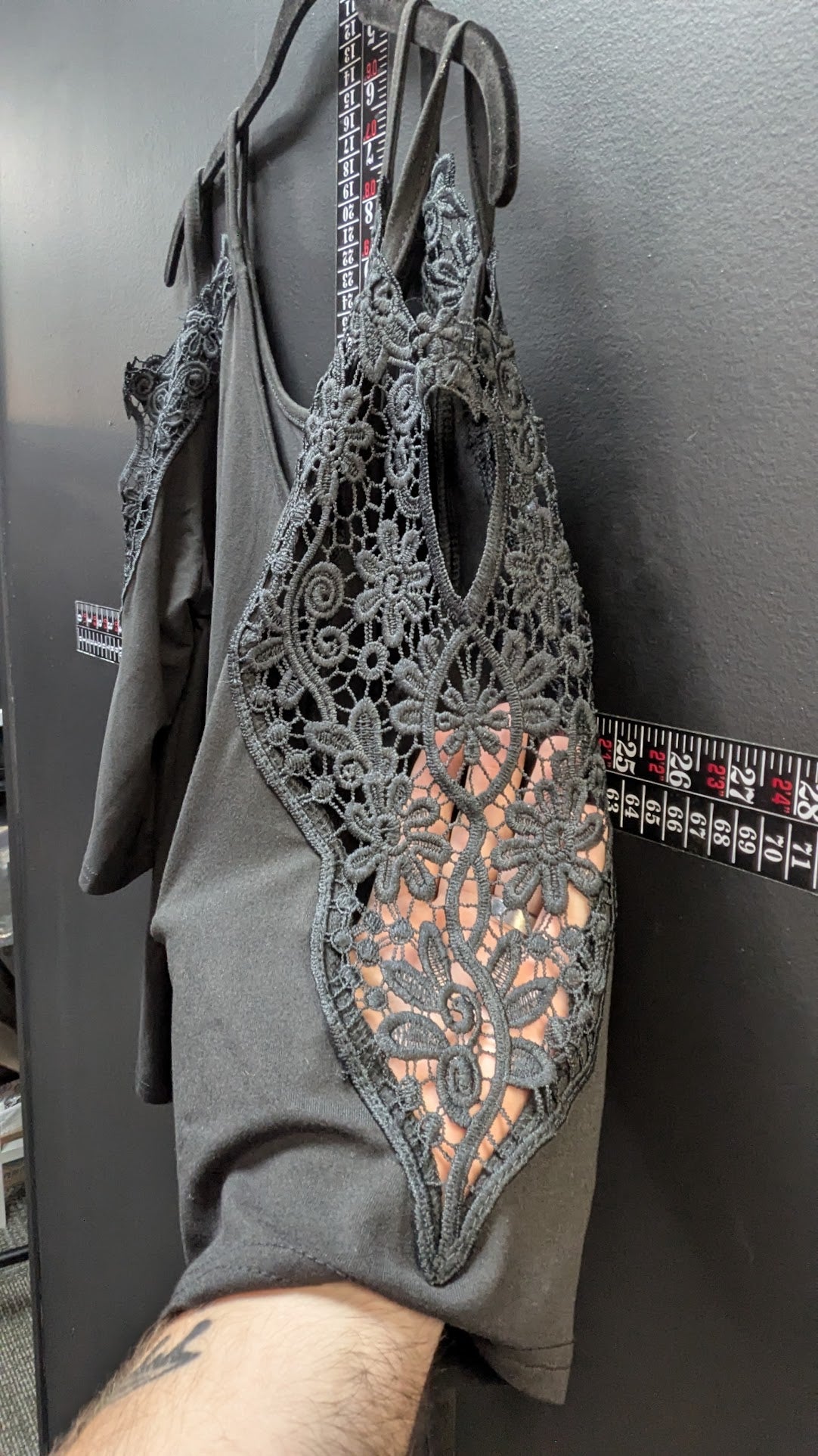 Women's Black Cold Shoulder Top Large Floral Crochet Lace Sleeve V-Neck Boho