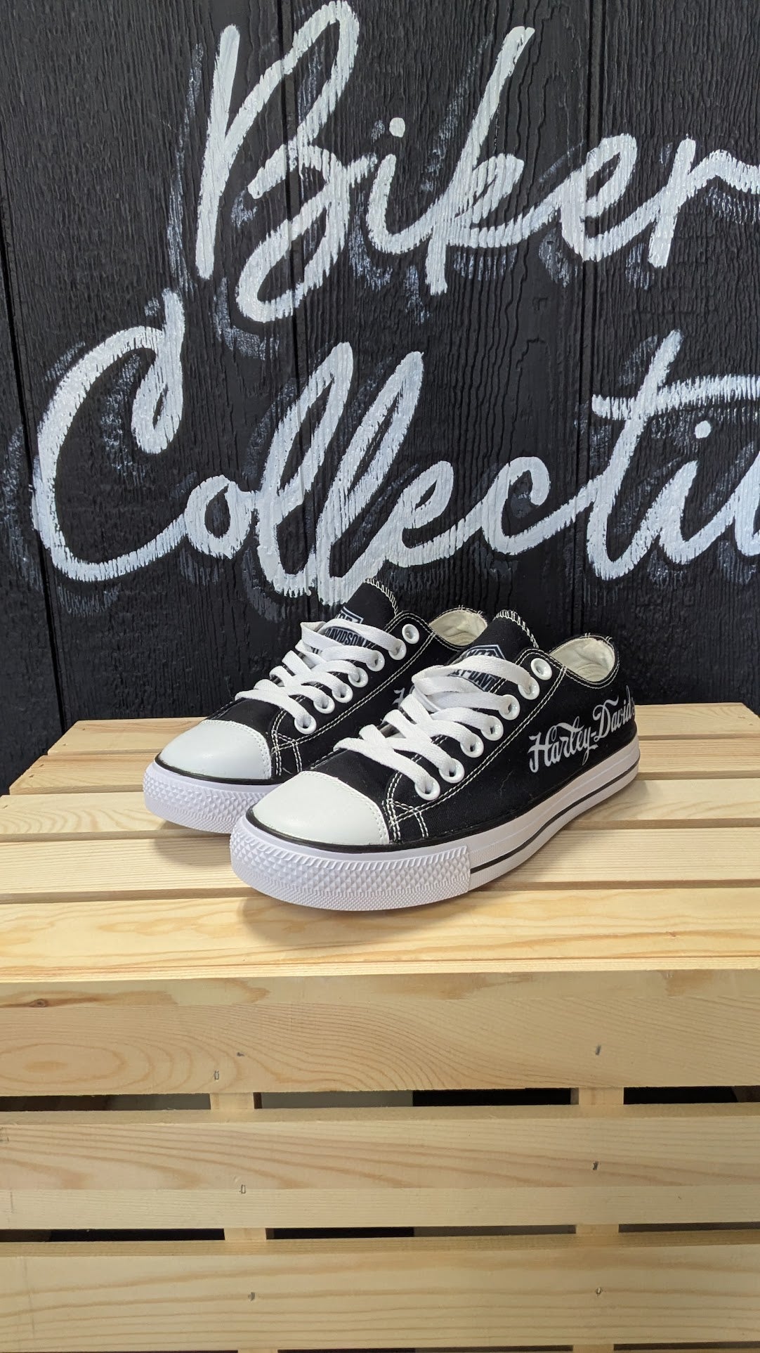 Harley-Davidson Canvas Low Top Sneakers Black White Lace Up Shoes Size 7