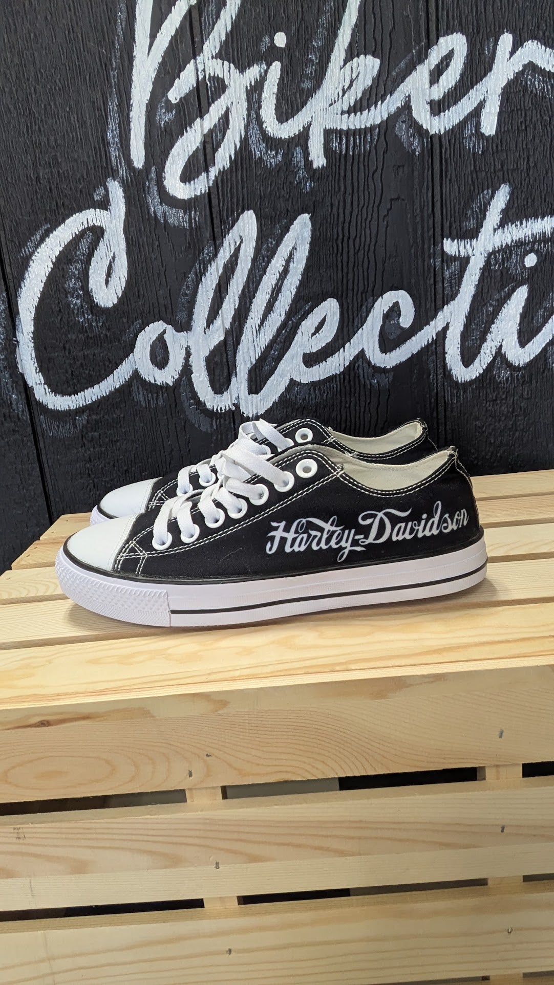 Harley-Davidson Canvas Low Top Sneakers Black White Lace Up Shoes Size 7