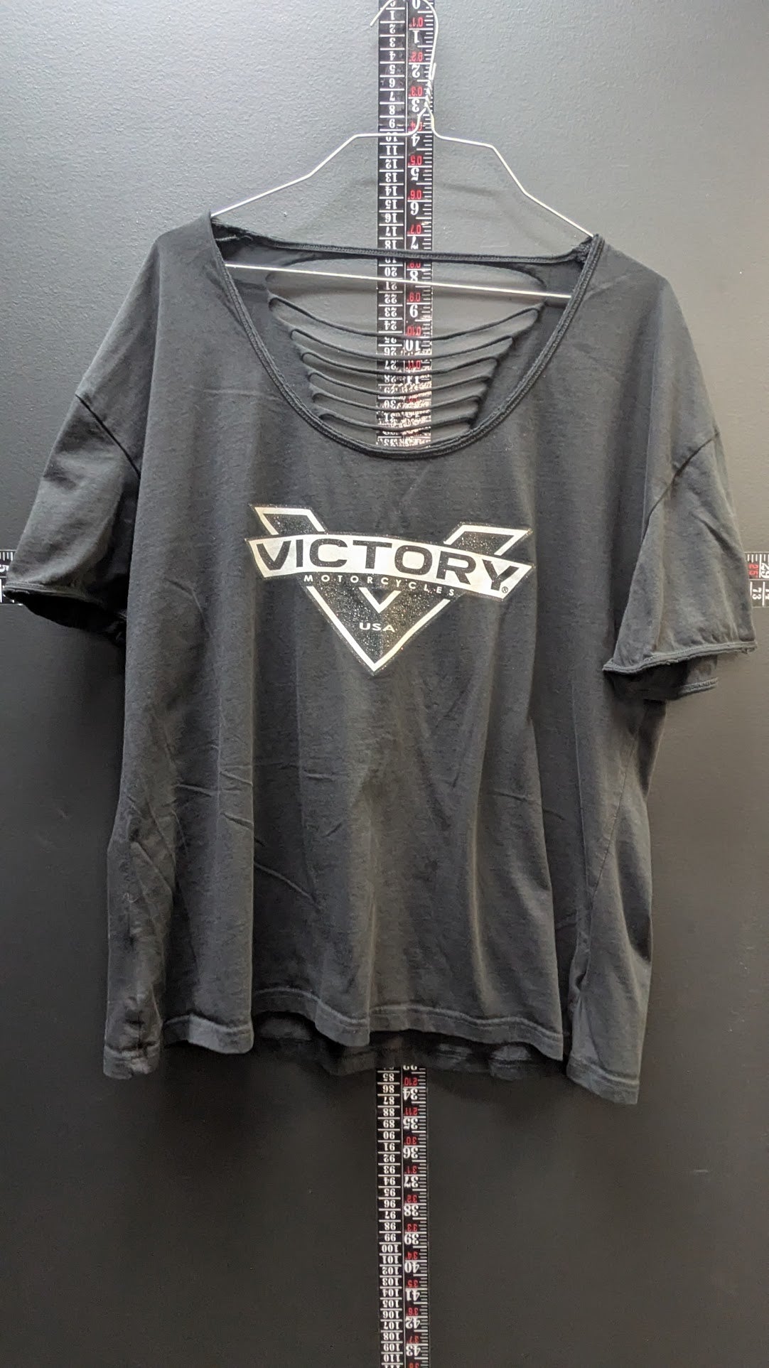Victory Motorcycles Women's 2XL Black Slashed Back Graphic T-Shirt