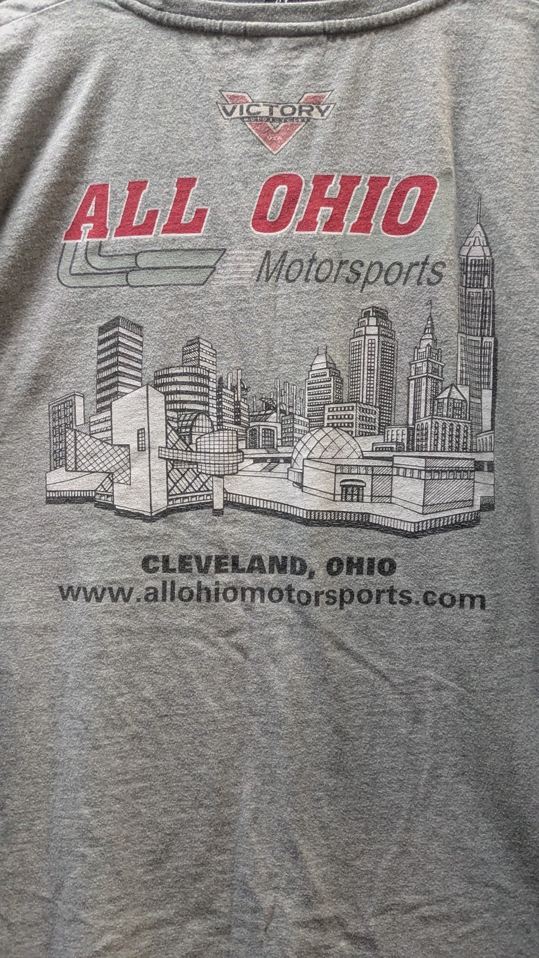 Victory Motorcycles USA T-Shirt – Men's XL Gray Dealer Graphic Cleveland Ohio
