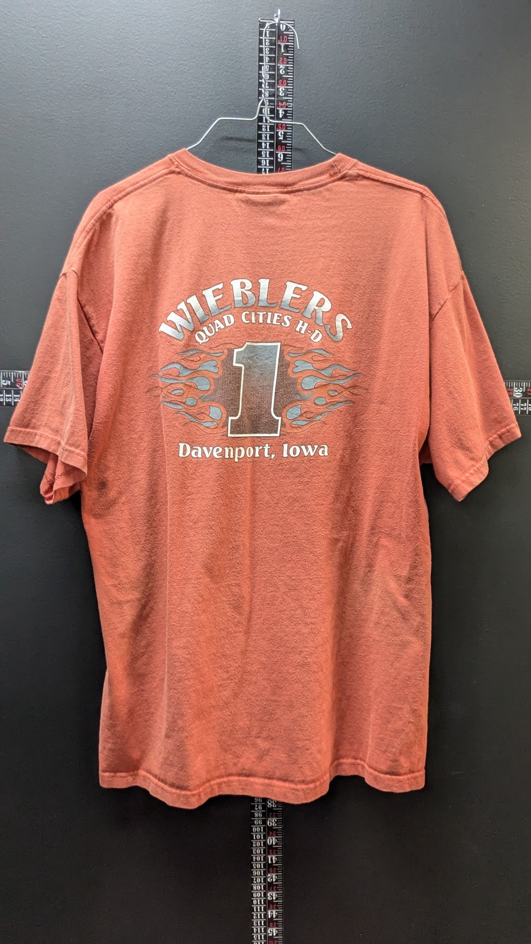 Vintage Harley-Davidson Wiebler's Quad Cities T-Shirt Men's XL Orange Iowa USA