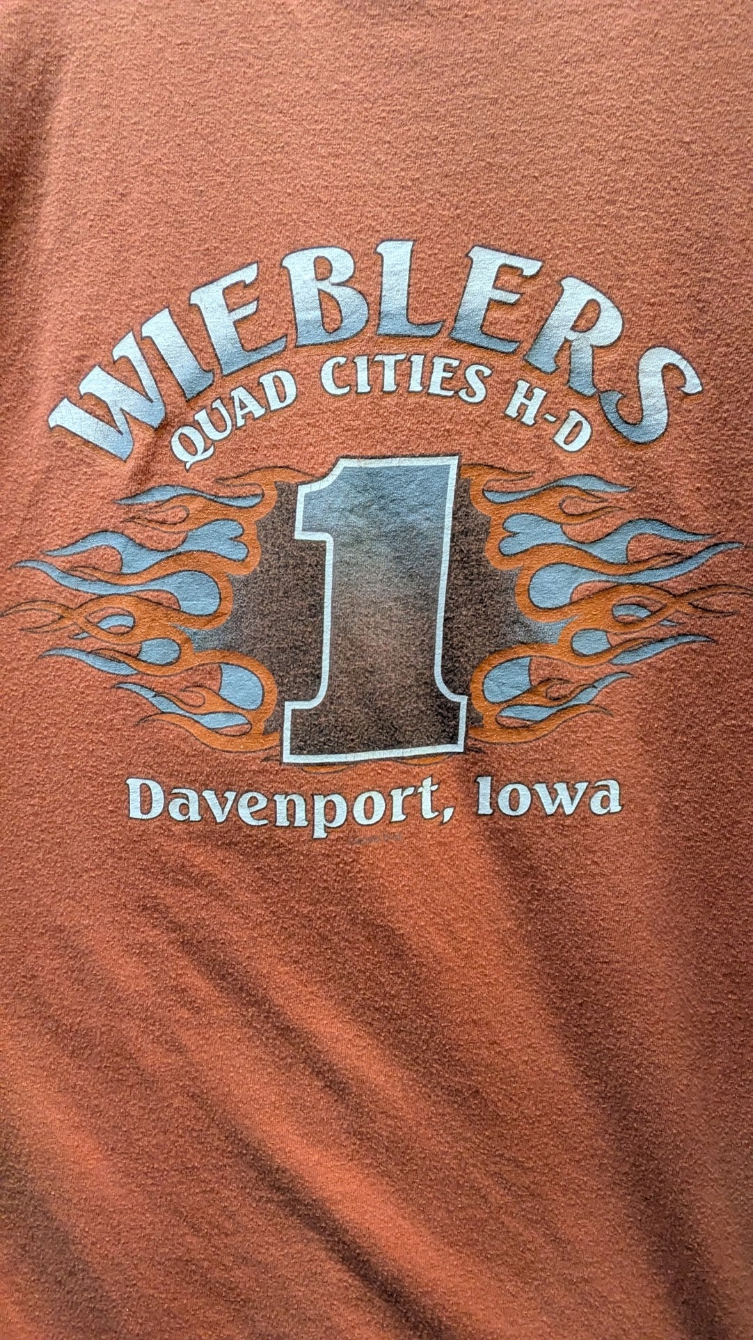 Vintage Harley-Davidson Wiebler's Quad Cities T-Shirt Men's XL Orange Iowa USA