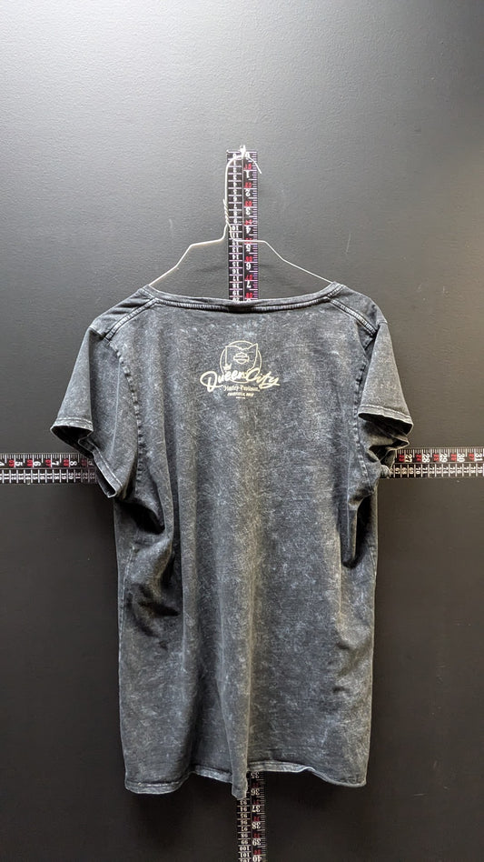 Harley-Davidson Women's XL V-Neck T-Shirt Queen City Fairfield OH Black Mineral Wash Large