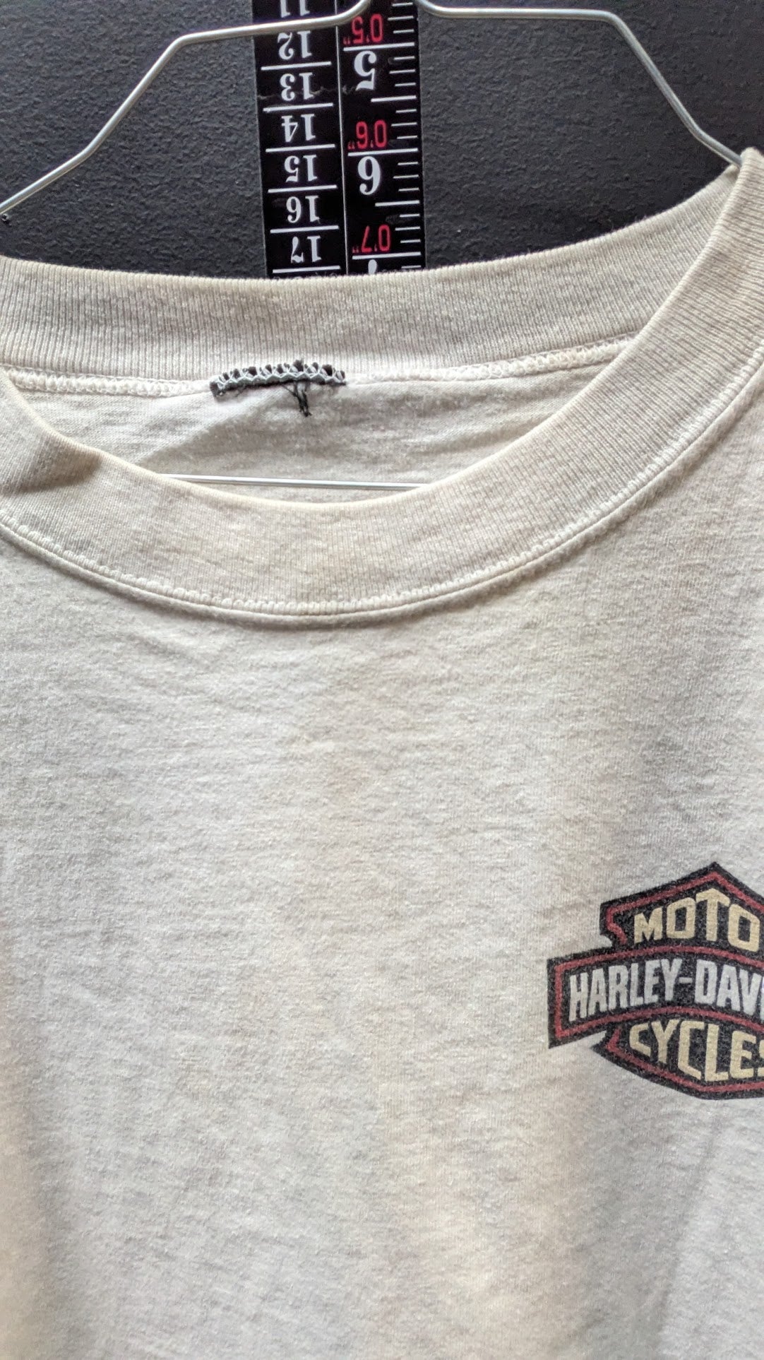 Harley-Davidson Men's Large White Wrap Around Graphic T-Shirt Bar & Shield Short Sleeve