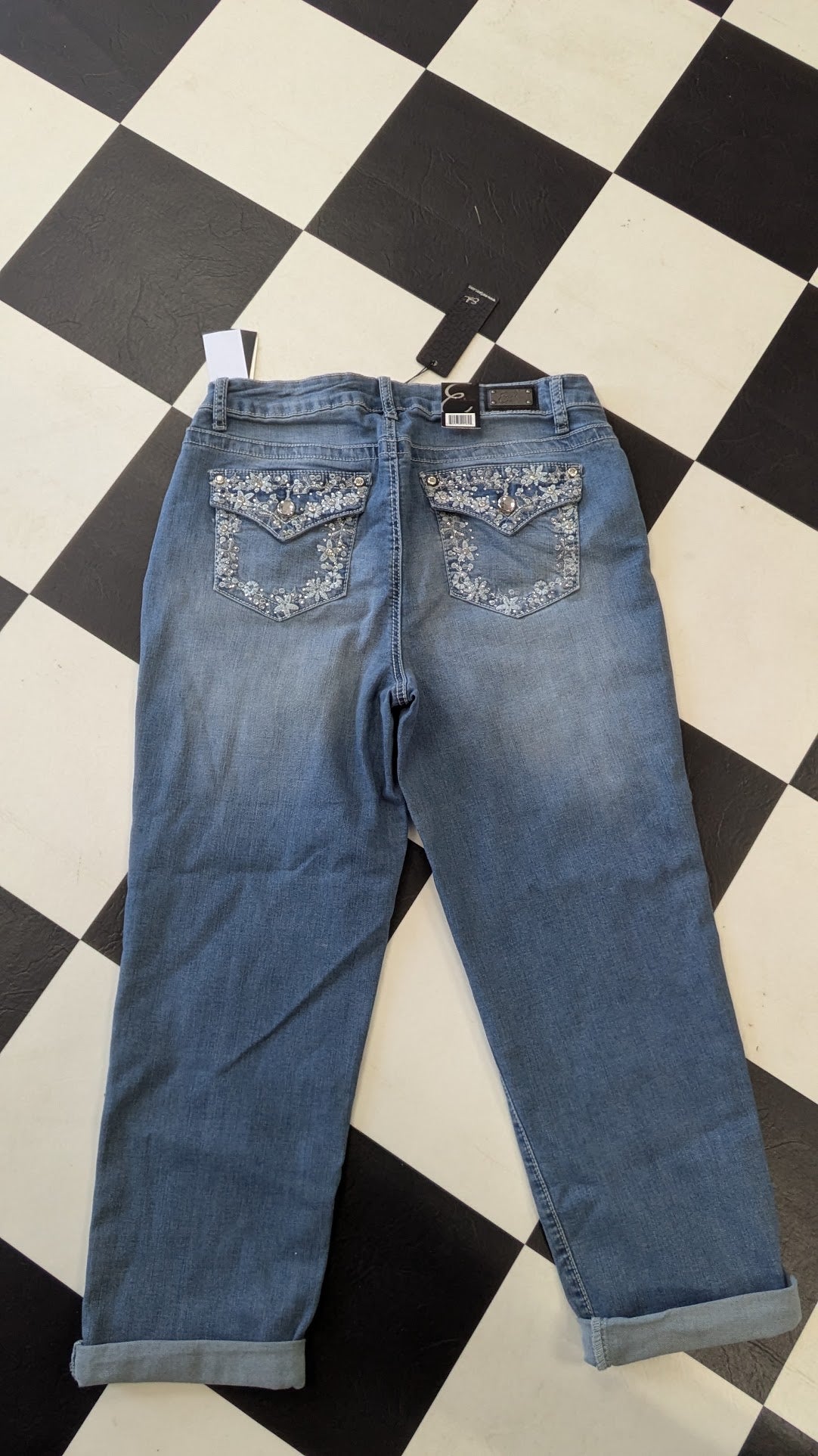 Earl Jean Front Tab Embellished Capri Jeans Women's Size 12 Blue Cuffed Stretch NWT