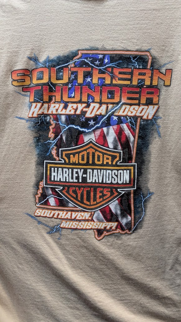 Harley-Davidson Legendary Classic T-Shirt Men's Large Tan Southern Thunder Mississippi Double Sided