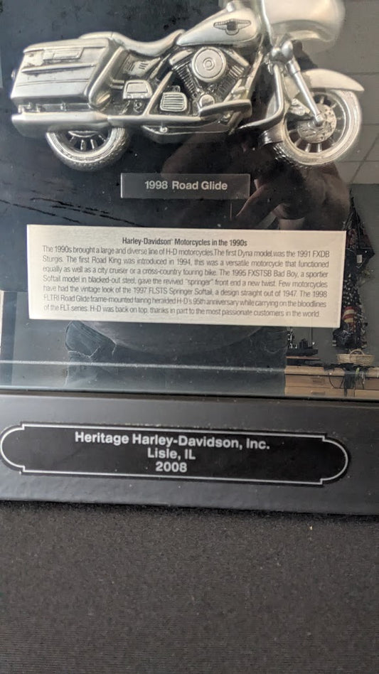 Harley-Davidson Motorcycles of the 1990s Shadow Box Display Heritage HD Lisle IL 2008