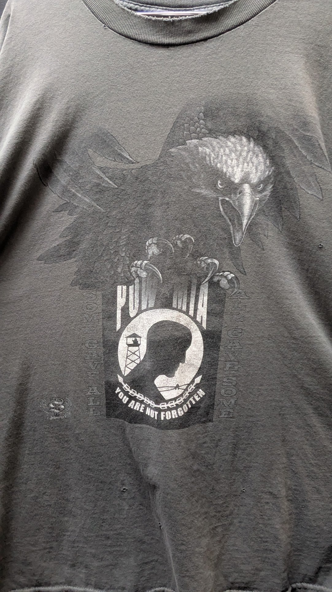 Vintage Hellraiser Biker Bar POW MIA Eagle T-Shirt Gray Faded Graphic Adult XL