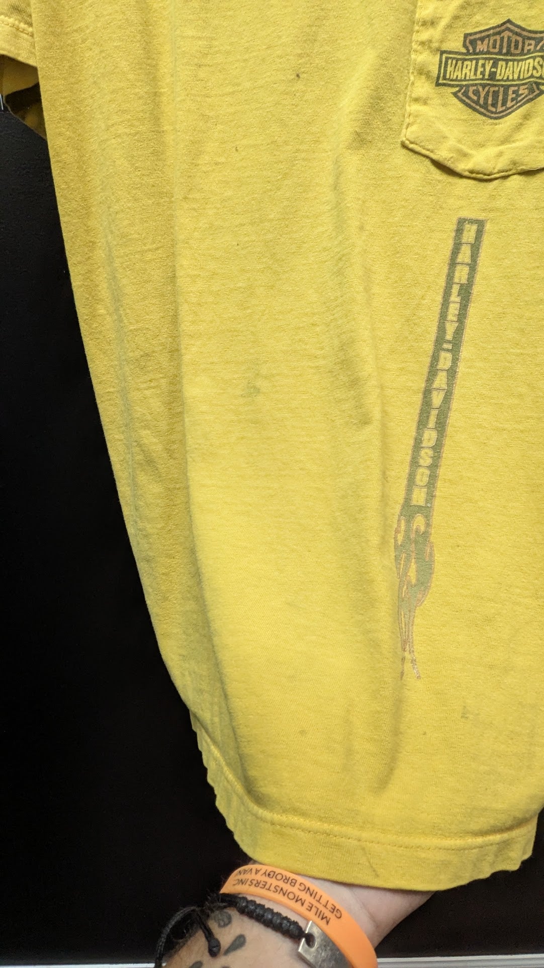 2009 Harley-Davidson Kitty Hawk North Carolina Pocket T-Shirt Mustard Yellow Size Medium