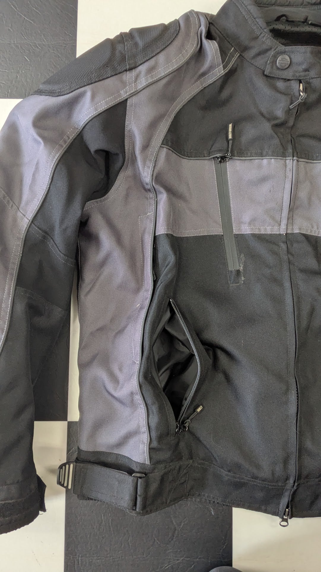 Harley-Davidson Men's Black & Gray Textile Riding Jacket – Vented – Size XL