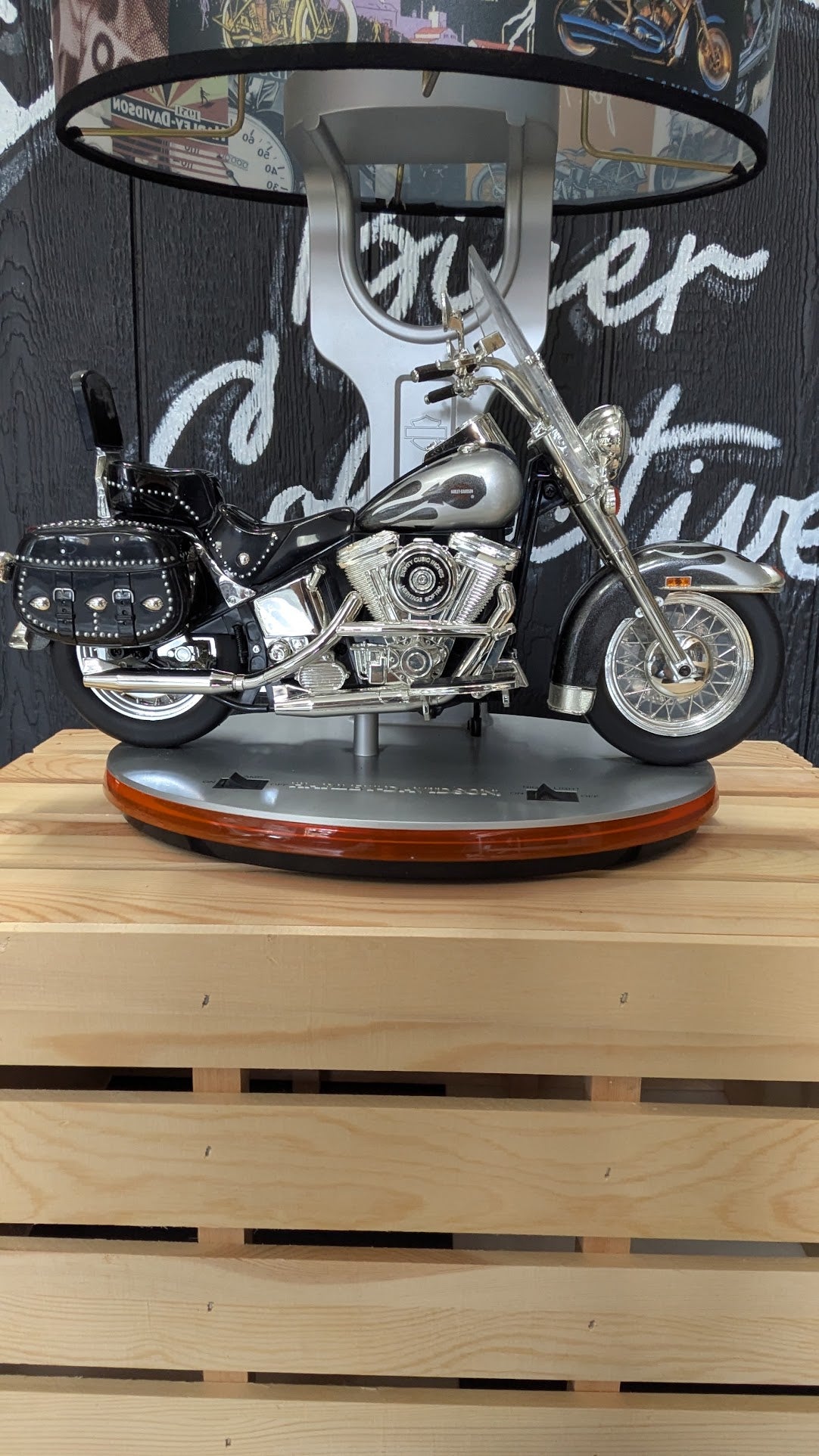 Harley-Davidson Heritage Softail Table Lamp with Light & Sound – Collectible Motorcycle Display Lamp