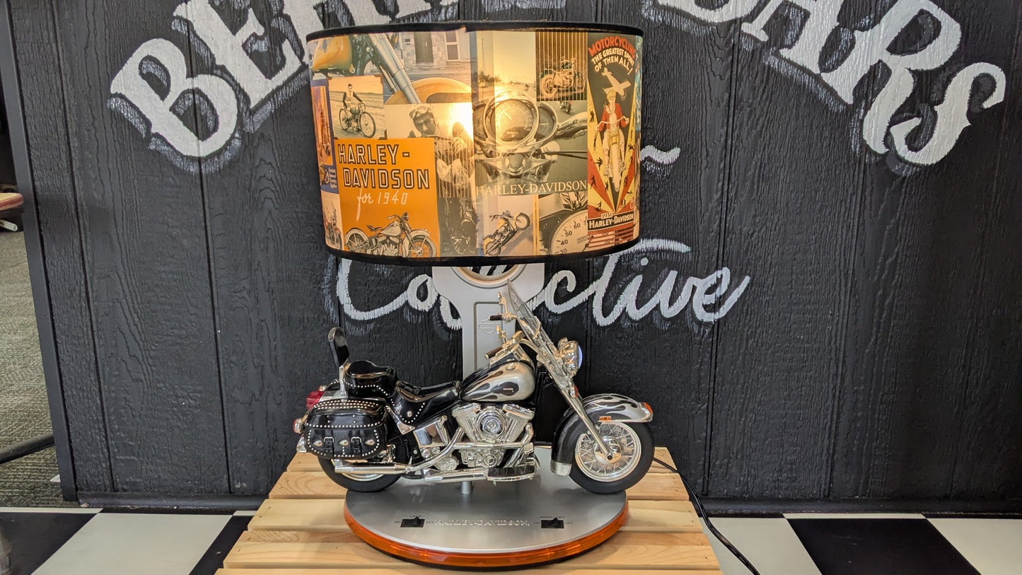 Harley-Davidson Heritage Softail Table Lamp with Light & Sound – Collectible Motorcycle Display Lamp