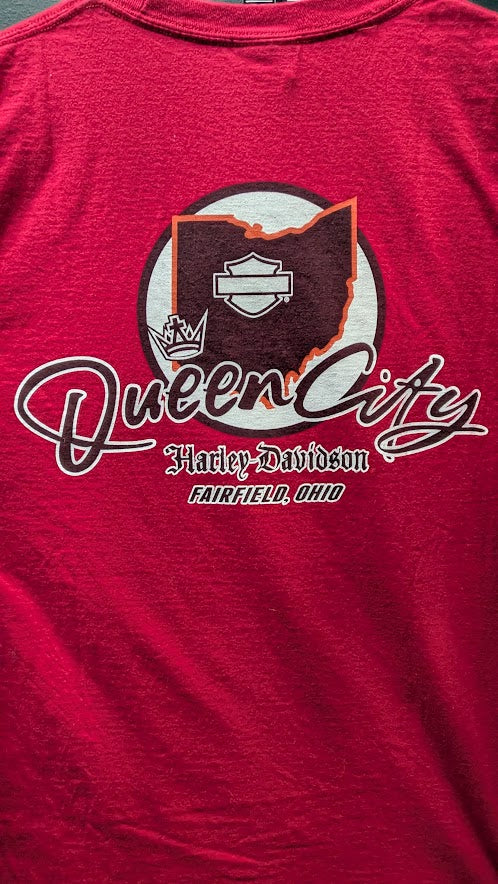 Harley-Davidson Santa Christmas Dealer T-Shirt – Queen City Harley-Davidson Fairfield, Ohio – Men's Large