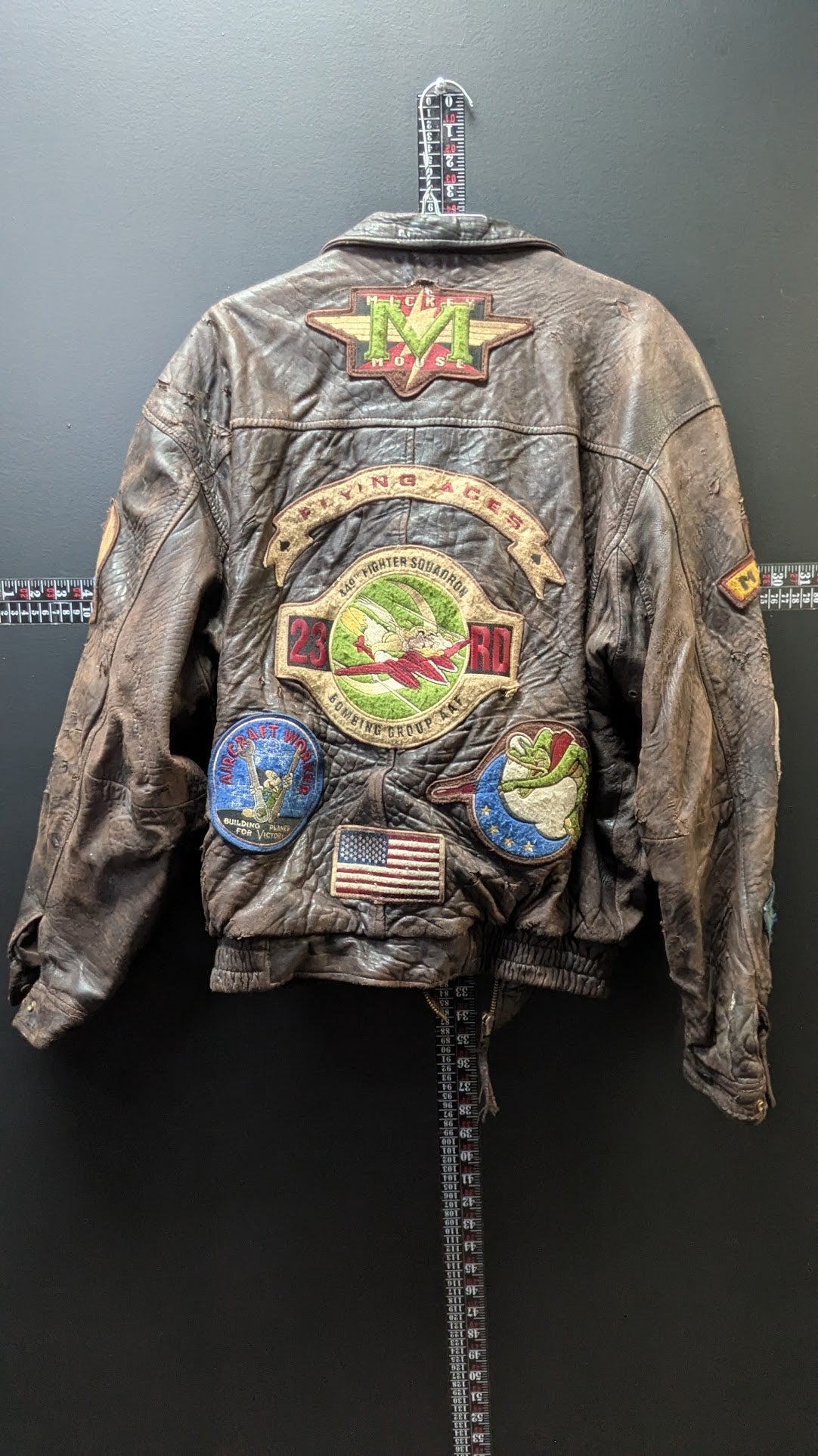RARE VINTAGE 1994 DISNEY MICKEY MOUSE 449th FLYING ACES LEATHER JACKET - SIZE LARGE - THRASHED / AS-IS