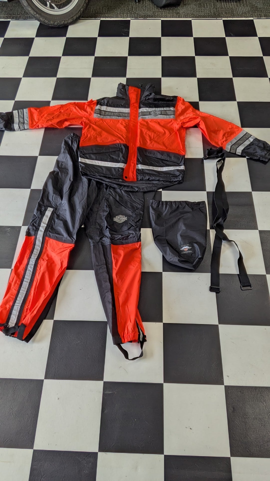 Harley-Davidson Genuine MotorClothes Rain Suit 2-Piece Jacket Pants M Red Black