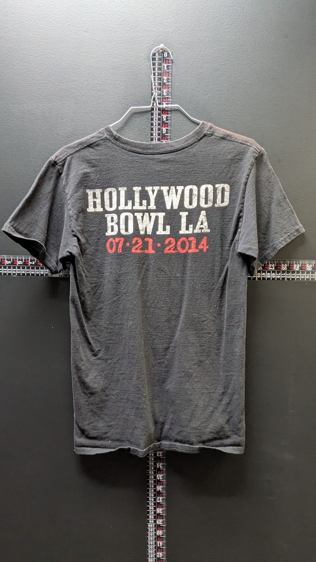 2014 Motley Crue Hollywood Bowl Final Tour T-Shirt Small All Bad Things LA