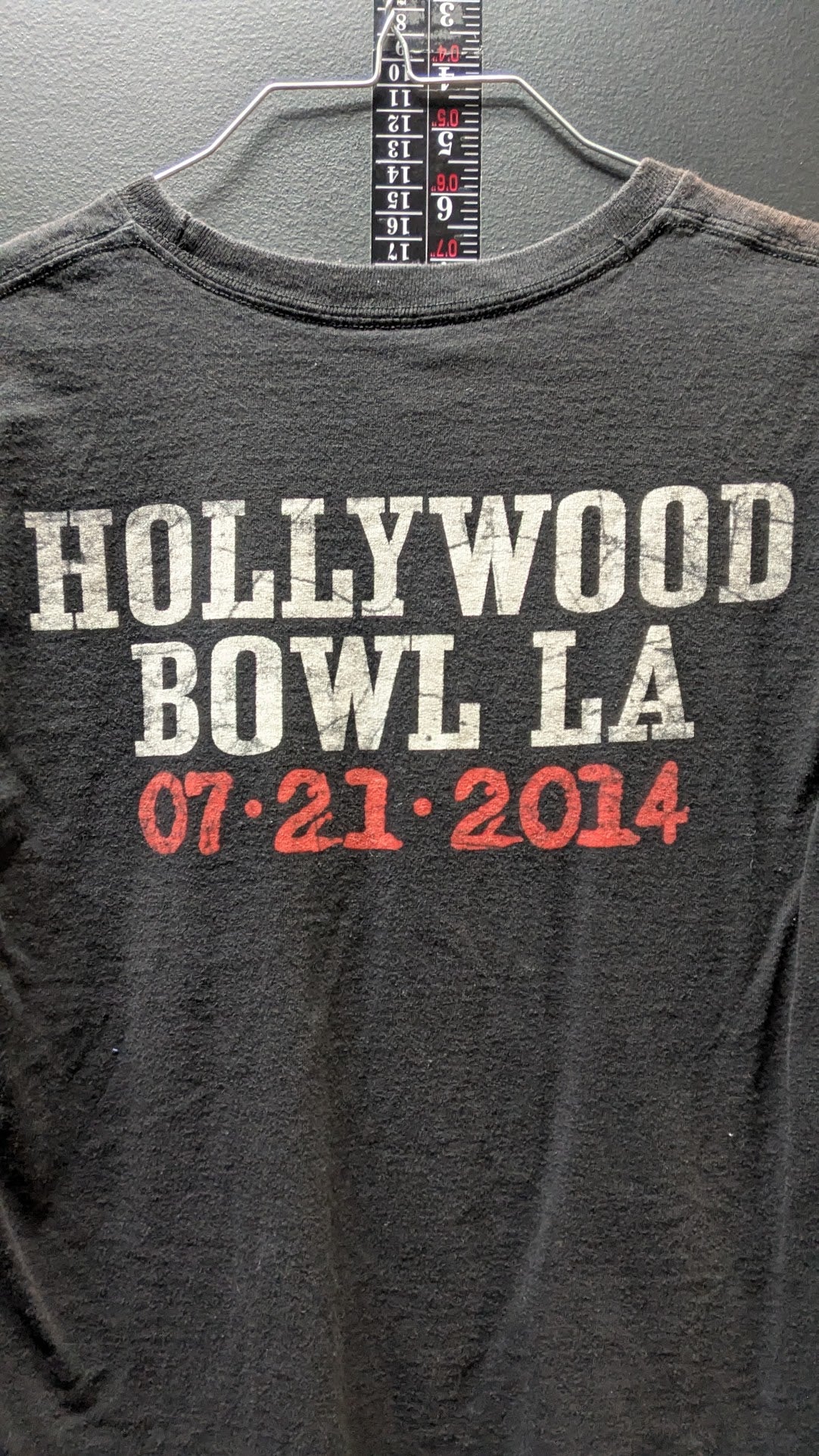 2014 Motley Crue Hollywood Bowl Final Tour T-Shirt Small All Bad Things LA