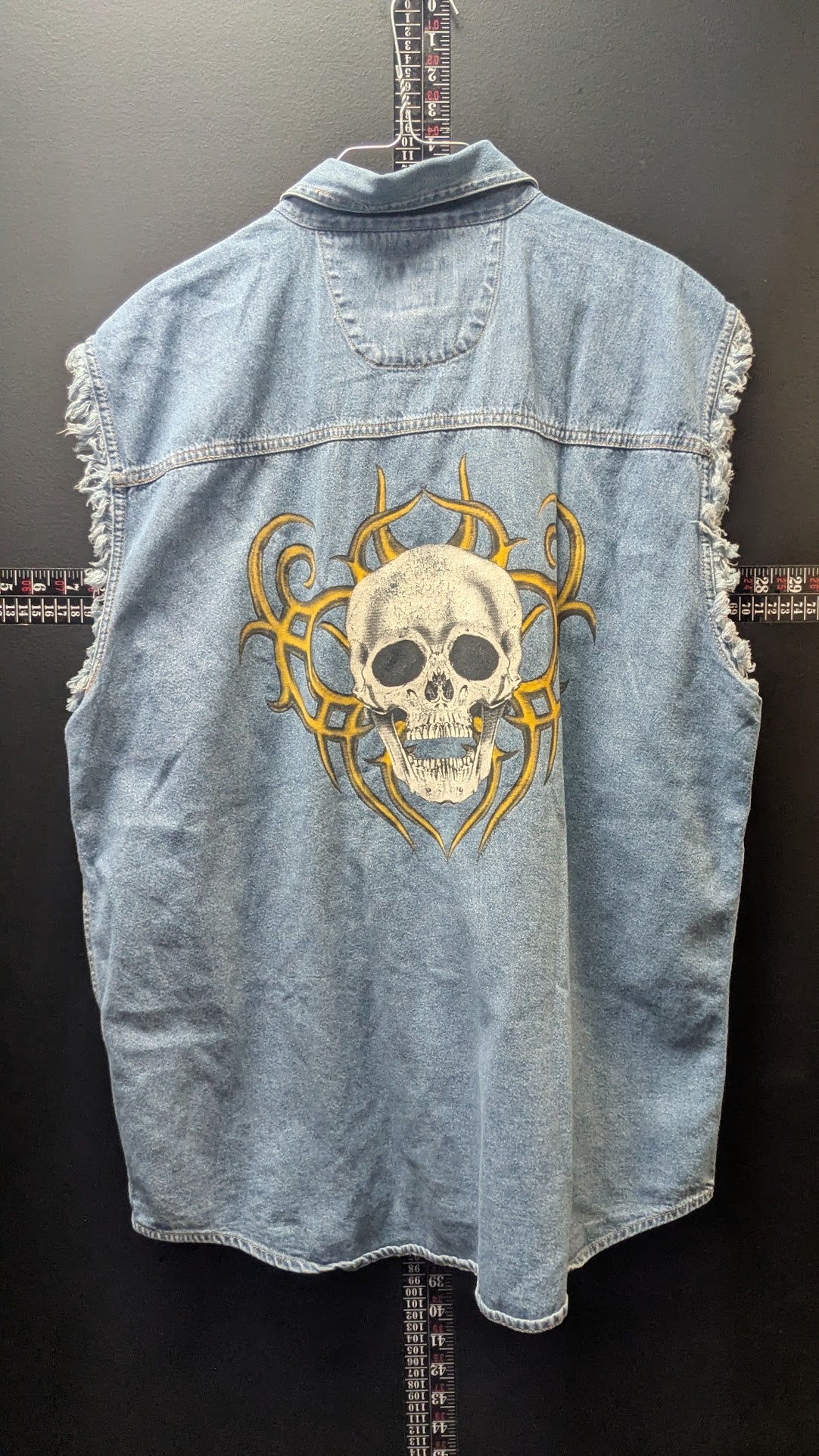 Vintage Biker Design Denim Sleeveless Shirt Men’s Large Skull Graphic Frayed USA