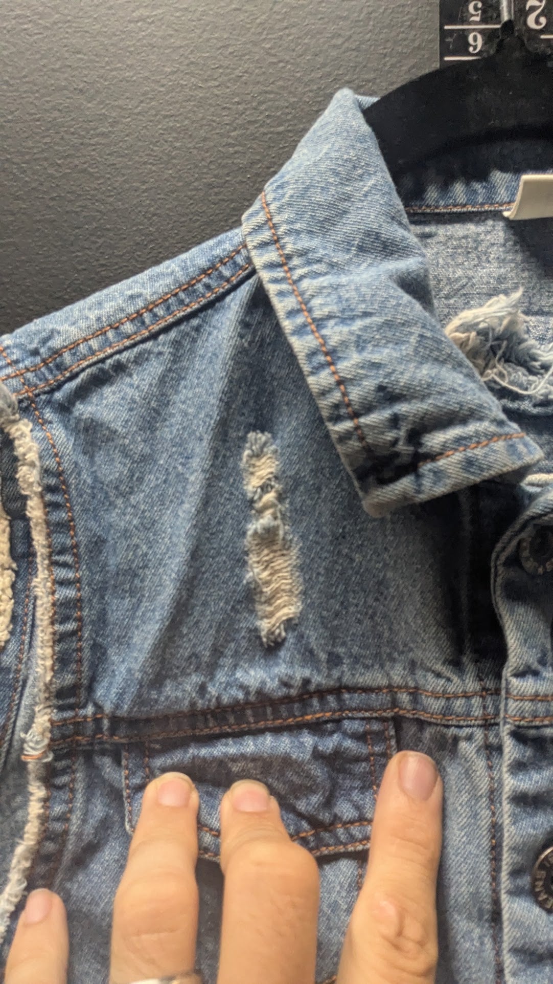Distressed Light Wash Denim Motorcycle Vest Sleeveless Biker Jacket Size 6