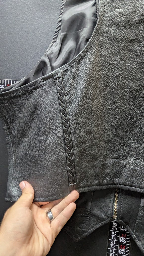 Vintage Universal Rider Genuine Leather Motorcycle Vest Black Braided Lace-Up L