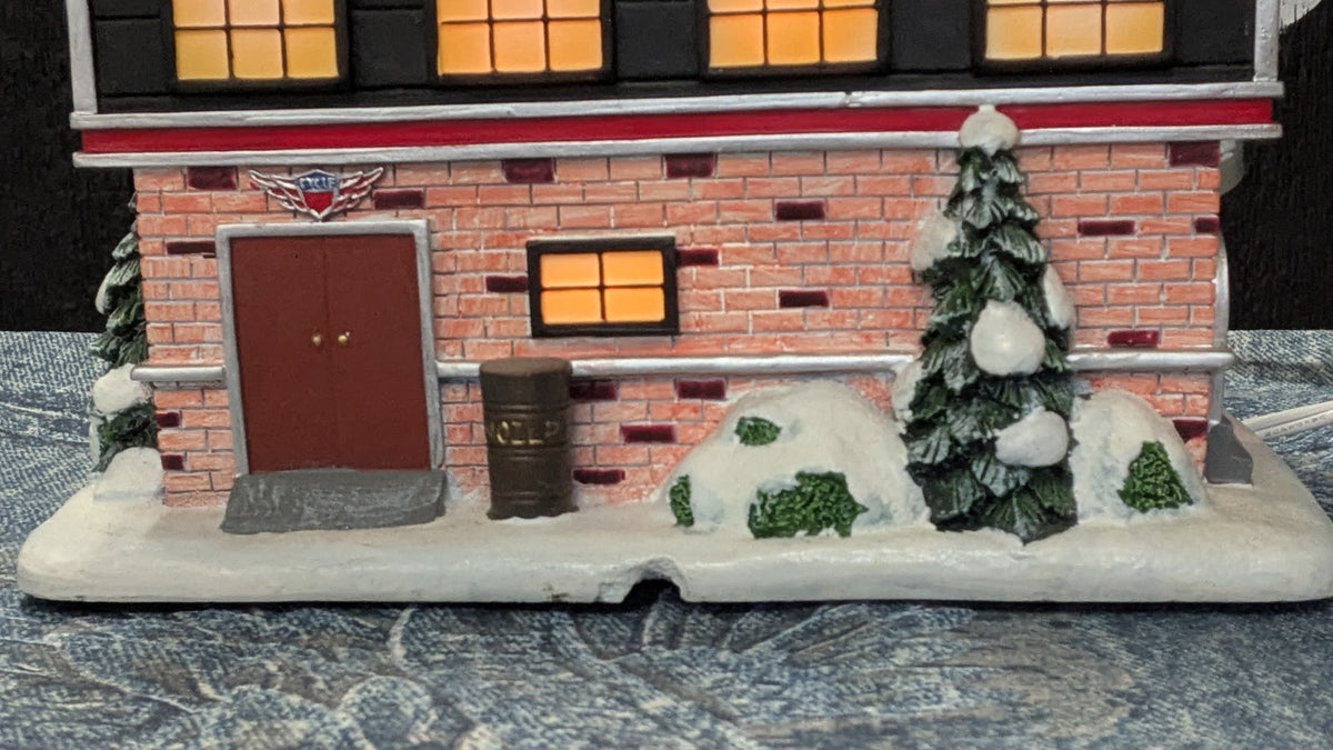 Hawthorne Village “Cycle Shop” – 2005 – #14-19184-001 – Sculpture A1835