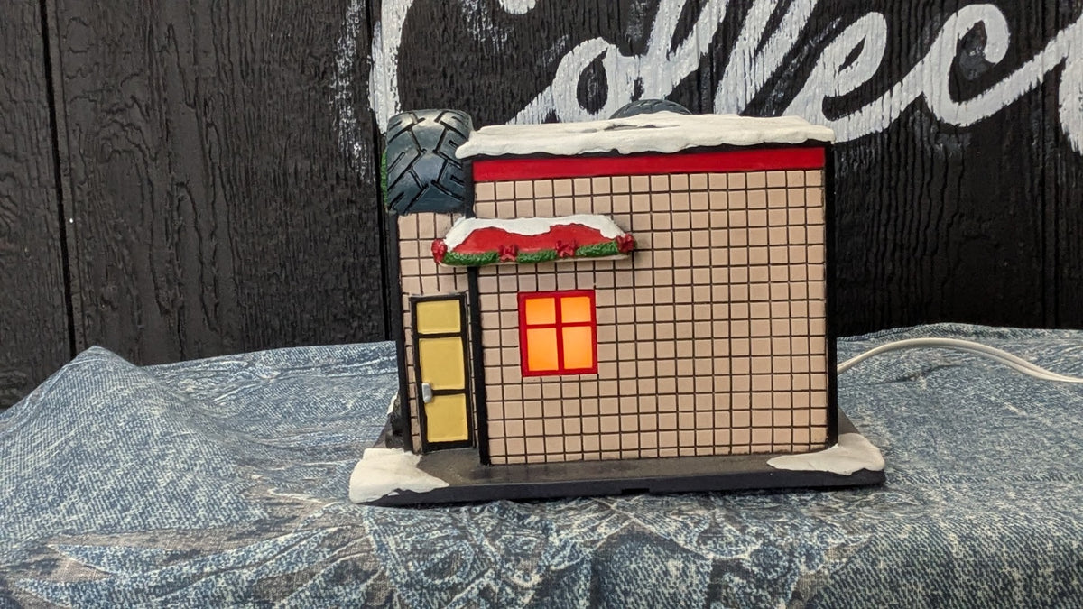 Hawthorne Village Cycle City Tires 2008 #008 Christmas Village COA Light