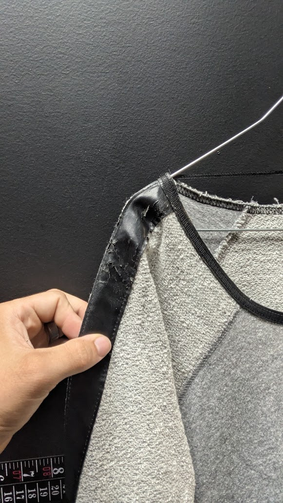 Rock & Republic Women’s XL Gray & Black Zip-Detail Pullover