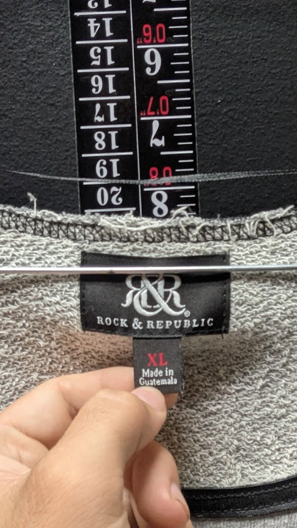Rock & Republic Women’s XL Gray & Black Zip-Detail Pullover