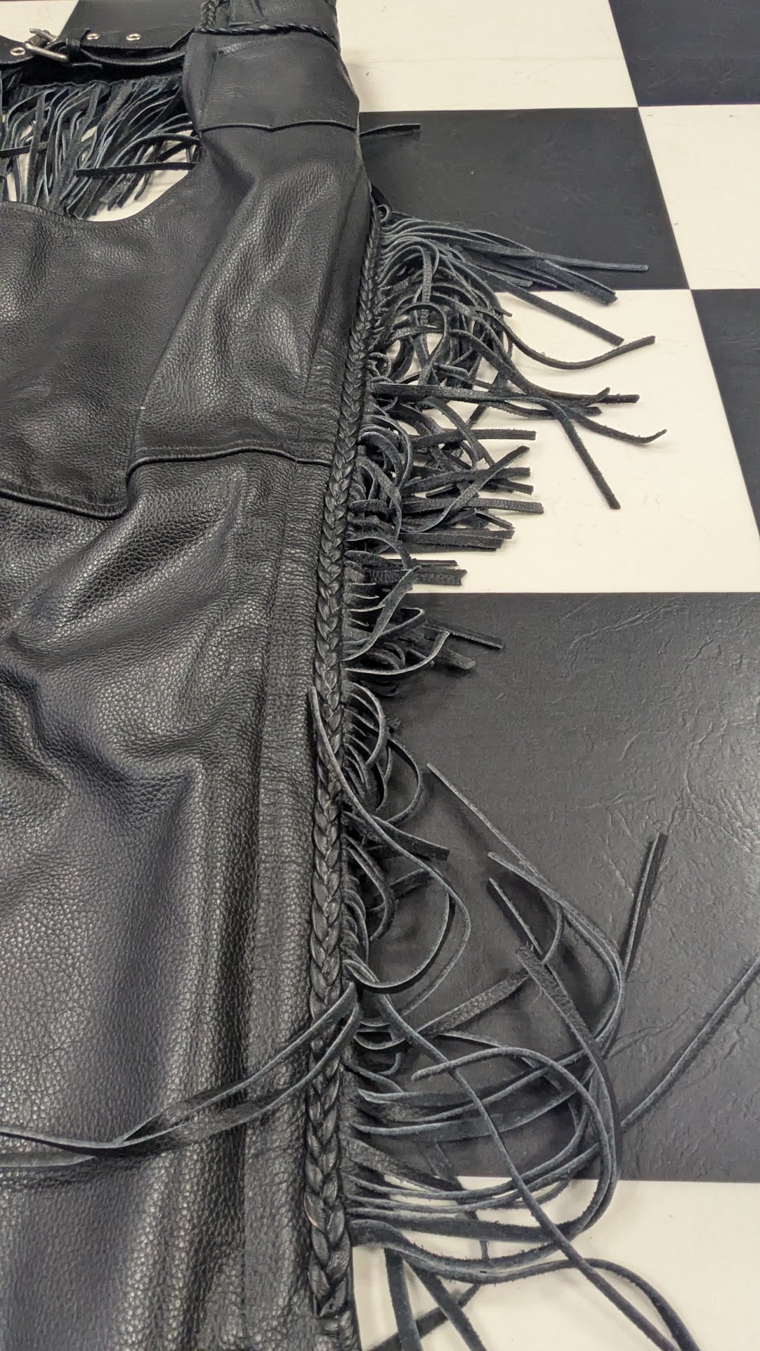 Vintage Leather Gallery Leather Fringe Chaps – Size L