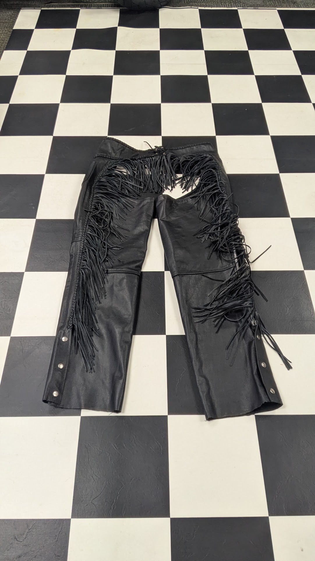 Vintage Leather Gallery Leather Fringe Chaps – Size L