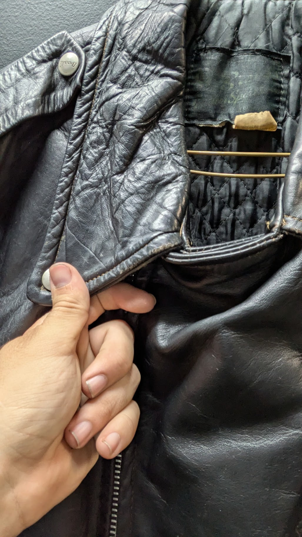 Vintage Black Leather Motorcycle Jacket – Quilted Lining & Waist Belt