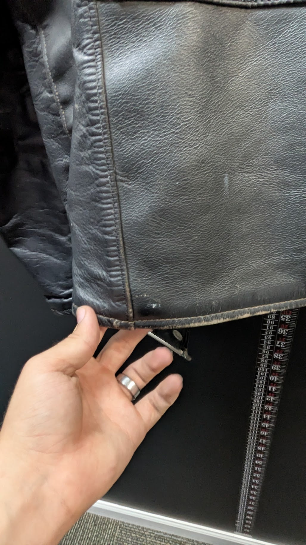 Vintage Black Leather Motorcycle Jacket – Quilted Lining & Waist Belt