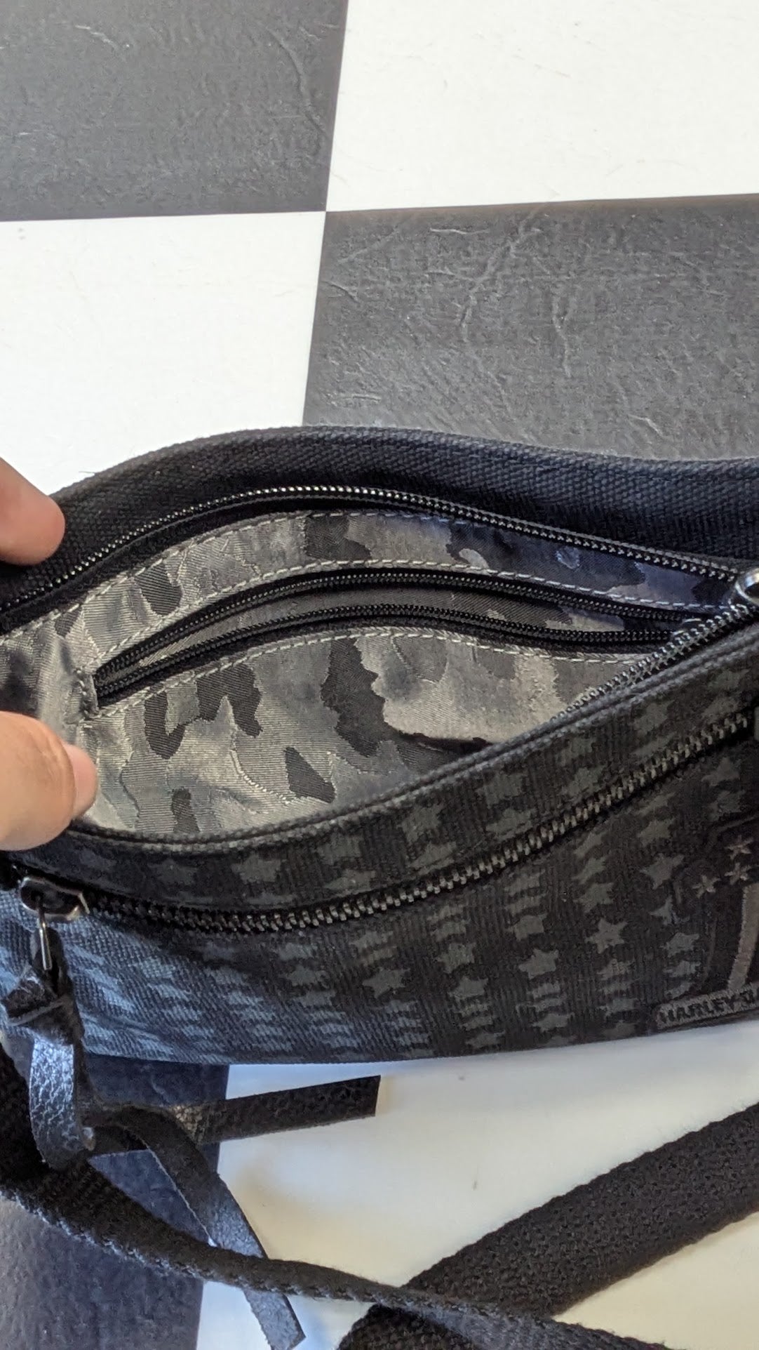 Harley-Davidson Black Star Print Crossbody Bag with Camo Lining