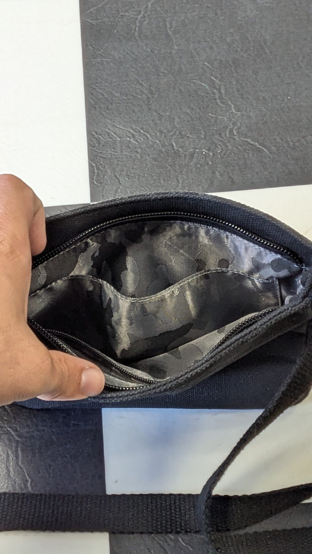 Harley-Davidson Black Star Print Crossbody Bag with Camo Lining