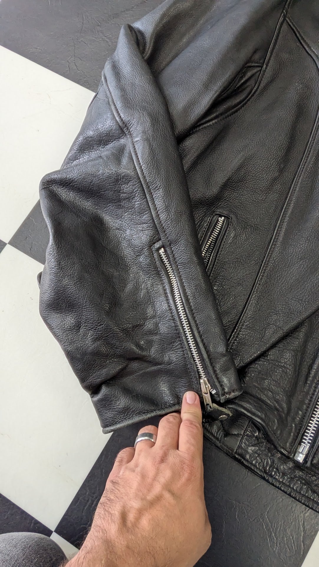 Vintage Harley-Davidson Softail Leather Motorcycle Jacket Black Men's 42 Winged Logo