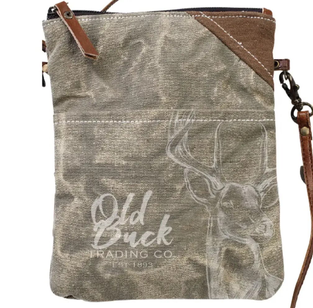Old buck passport bag