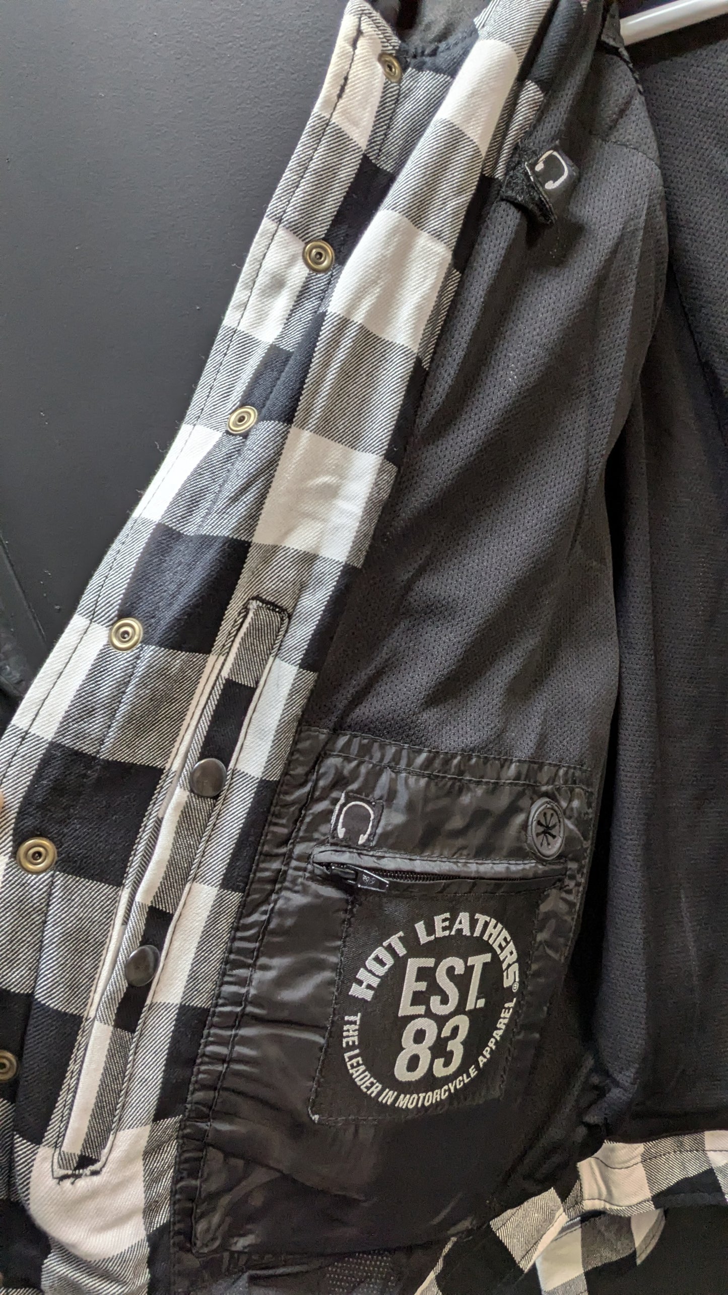 NEW! Flannel Armor Black Hood jacket  -XL