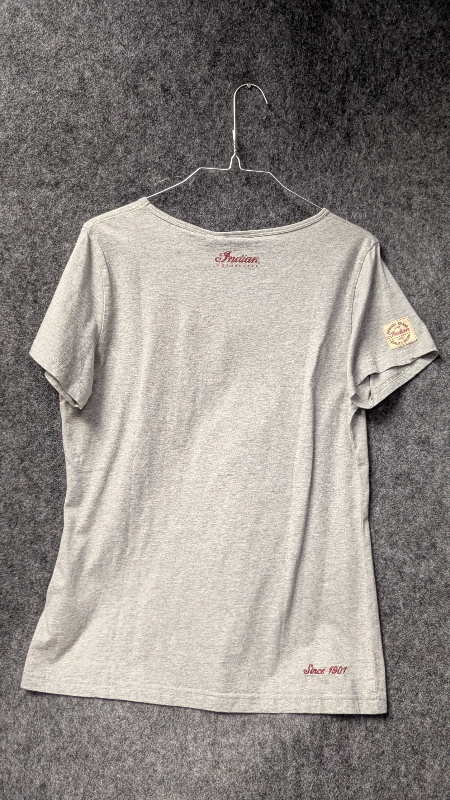Women’s Indian Motorcycle “America’s First Motorcycle Company” Tee – Size L