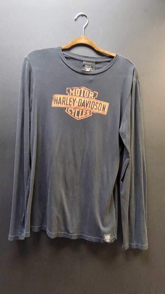 Long sleeve women's shirt