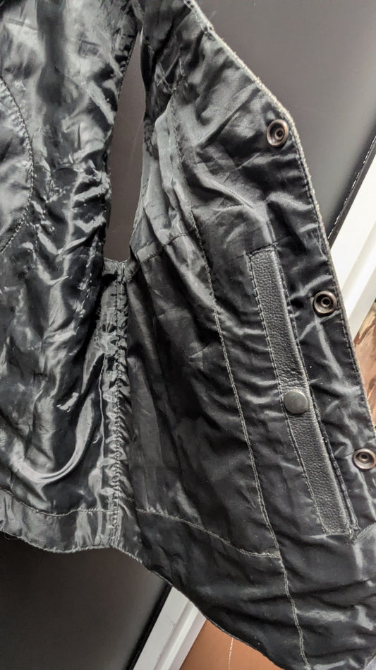 Zony Inc Men's leather vest -Large