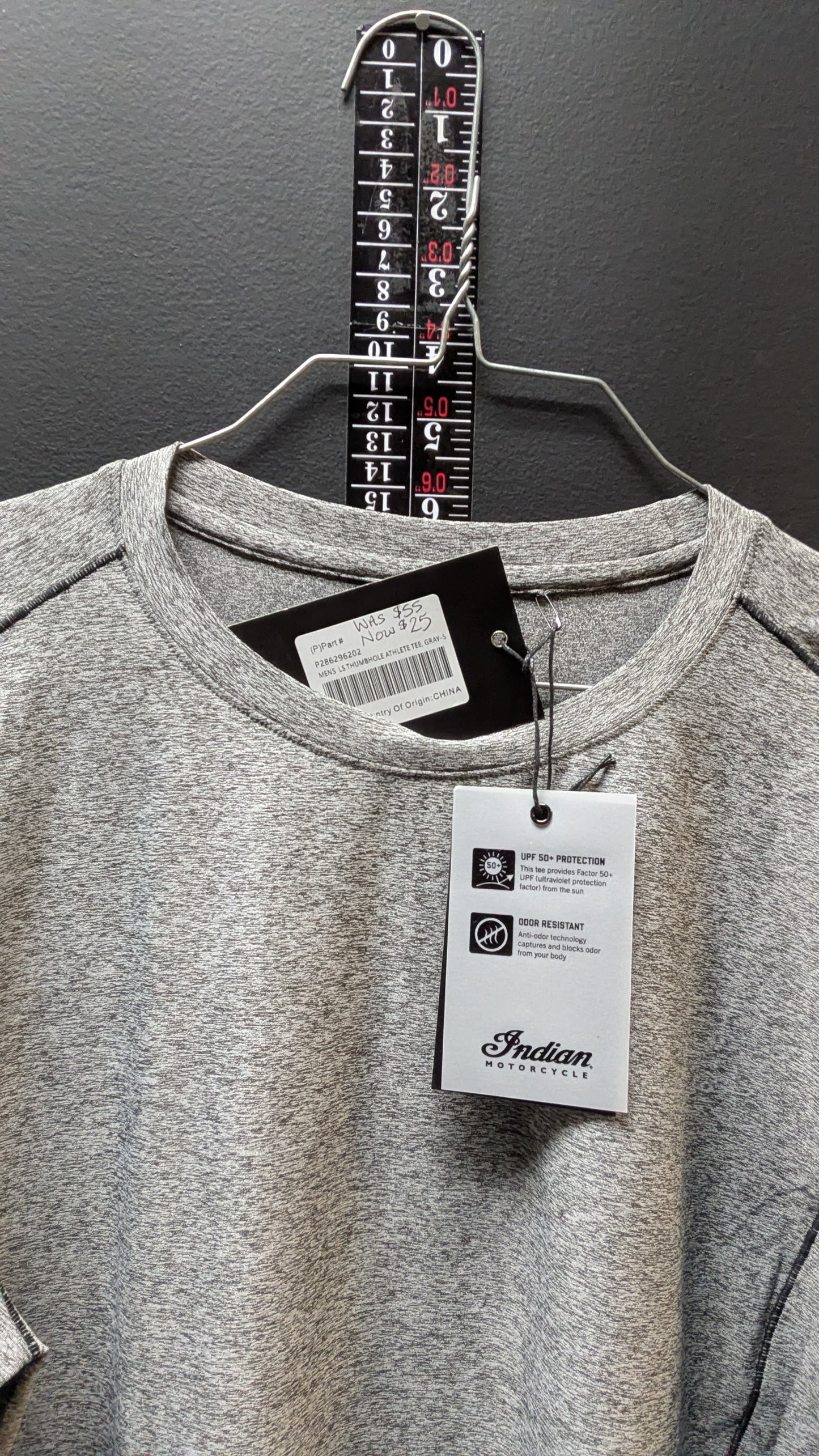 New Indian Motorcycle Men's Athletic Tee - size small