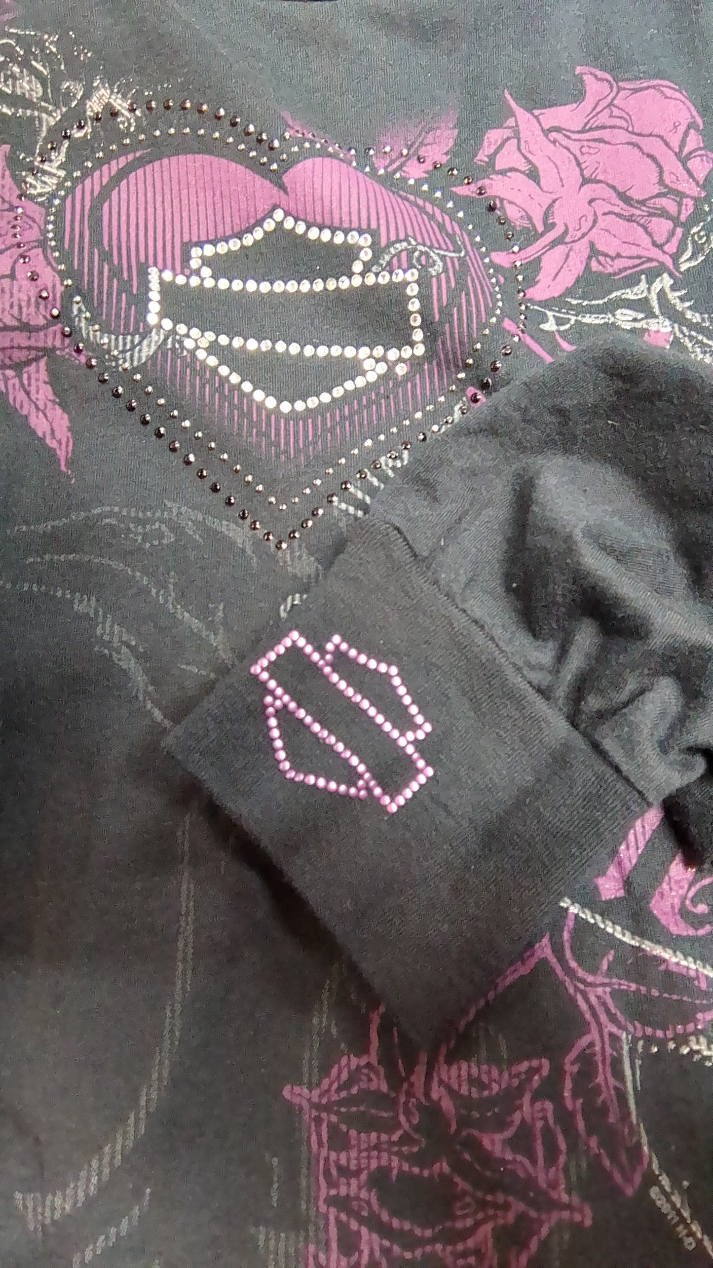 Harley-Davidson Women’s Rhinestone Rose Long Sleeve – Large (Estimated)