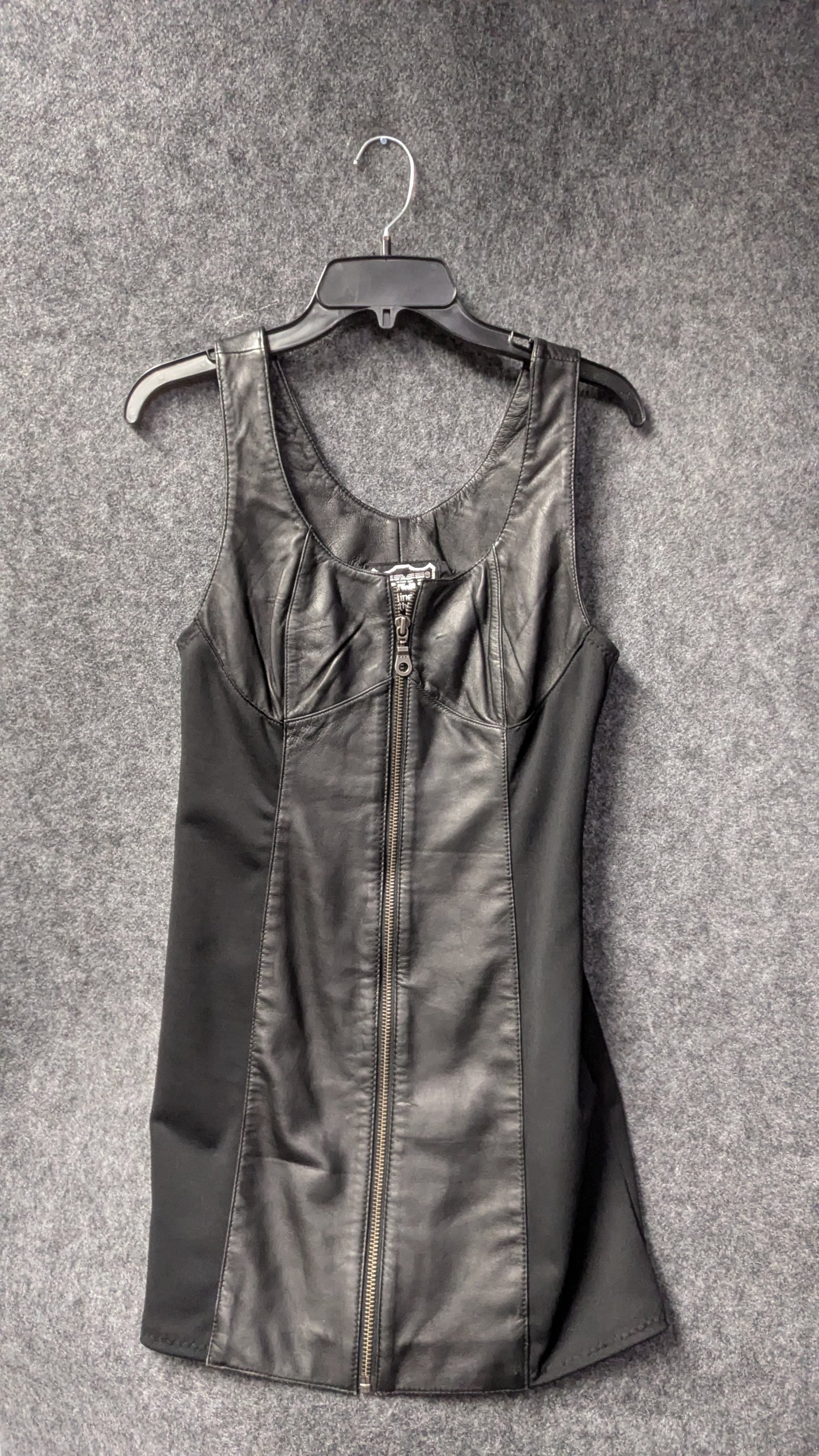 Women’s First Genuine Leather Zip-Front Tank – Size M